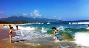 A Family Chinese New Year Holiday in Hainan Island